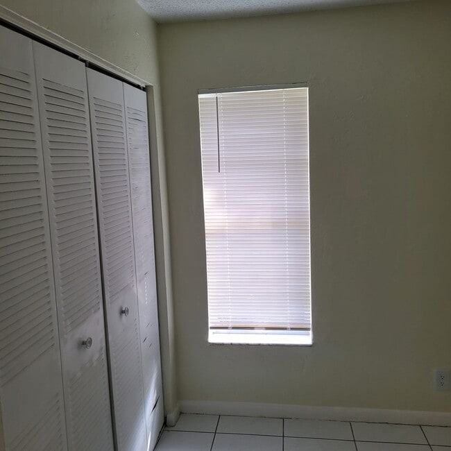 Foto del edificio - 1440 SW 41st Ave