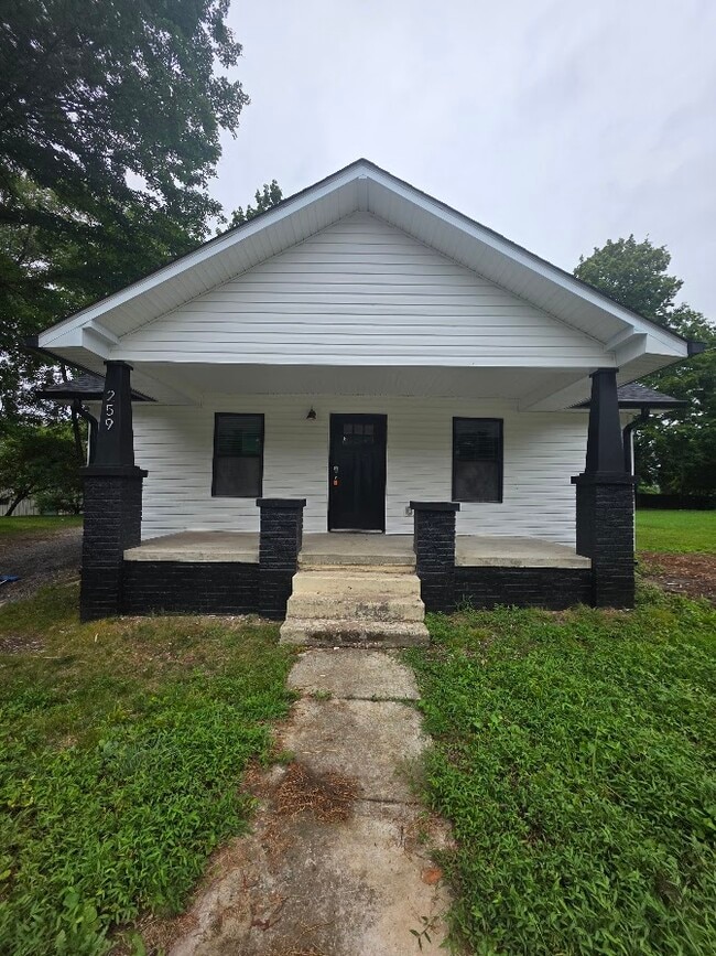 Building Photo - 259 S Walnut Ave