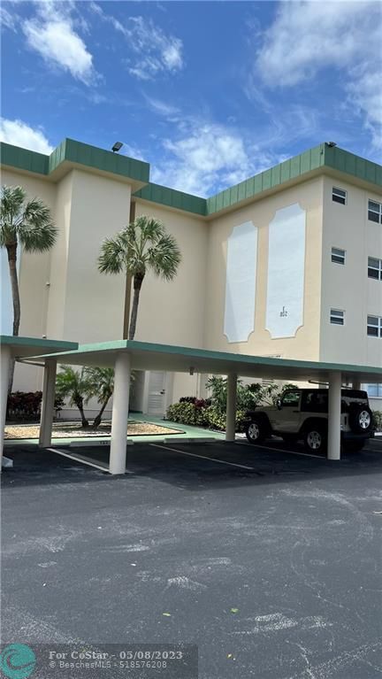 Foto del edificio - 802 SE 7th St