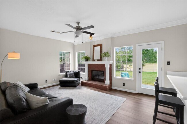 Building Photo - 8113 Willet Trail