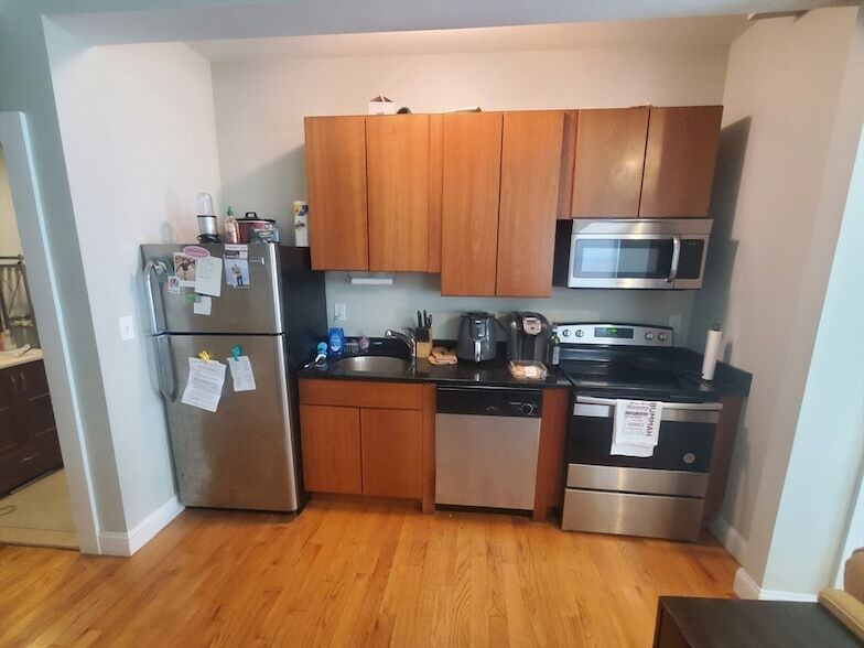 Foto principal - 41 Washburn St