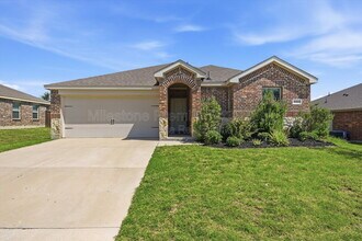 Building Photo - 3311 Brookstone Dr