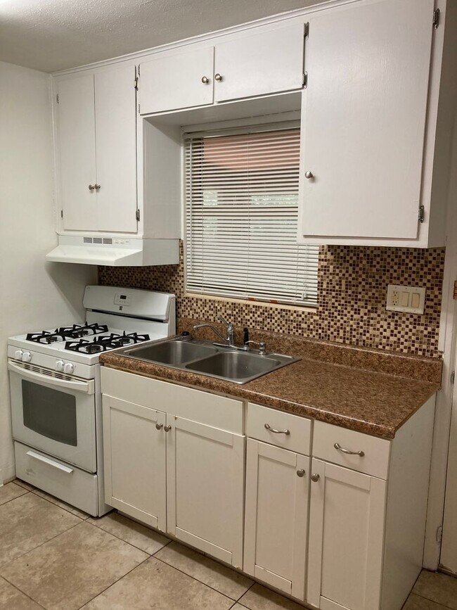 Foto del edificio - 346a Okaloosa Ave