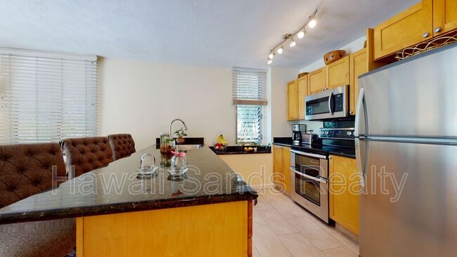Building Photo - 430 Kaiolu St