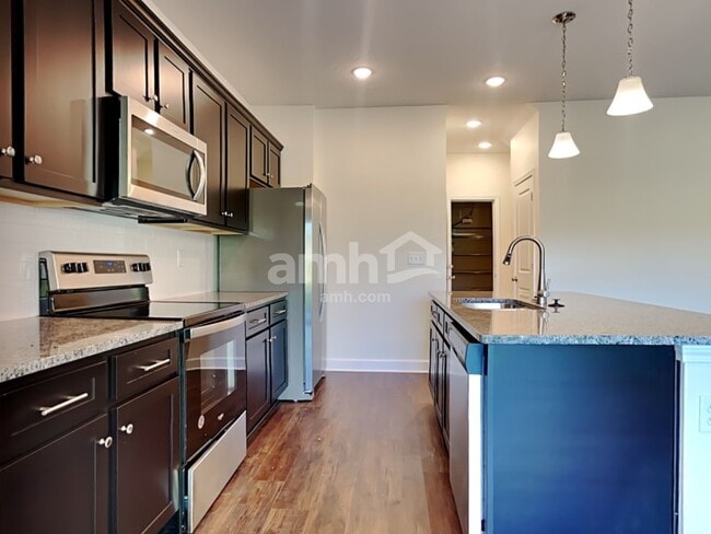 Foto del edificio - 998 Tan Tara Trl