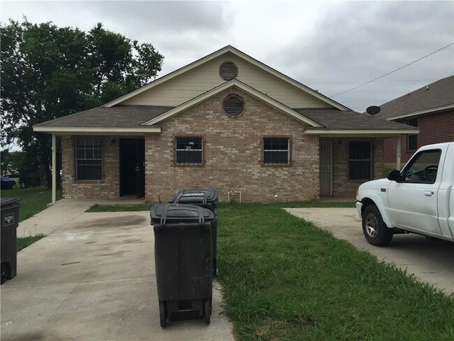 Photo - 1504 E Mulkey Street Unit Apartment