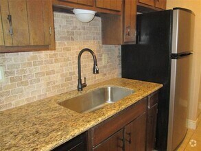Building Photo - 14515 Wunderlich Dr
