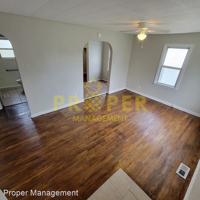 Building Photo - 2 br, 1 bath House - 4637 Sylvan Drive