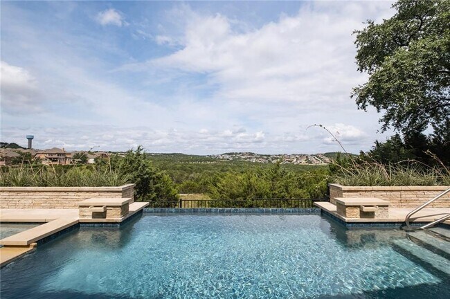 Foto del edificio - 4816 Taurus Walk