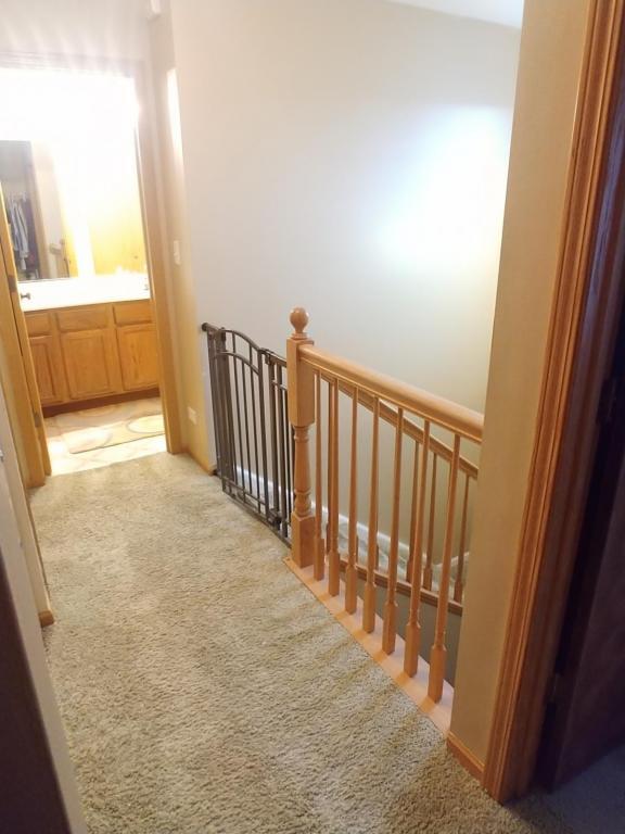 Building Photo - 468 W Hamlin Ln