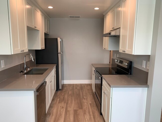 Renovated Interior - Kitchen - 3615 Morse Ave