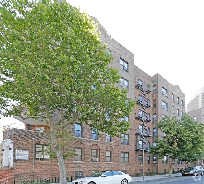 10915 Queens Blvd, Forest Hills, NY 11375 Apartments Forest Hills, NY