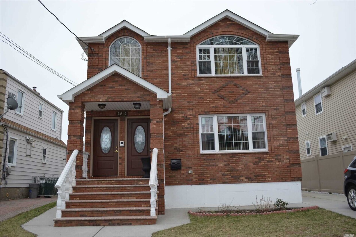 Primary Photo - 238-56-238148 148th Dr