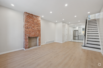 Building Photo - 1828 W Seybert St