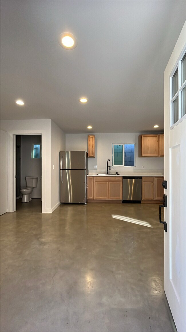 Foto del edificio - 214 N Burlington Ave