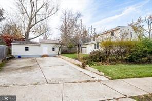 Building Photo - 5900 Halsey Rd