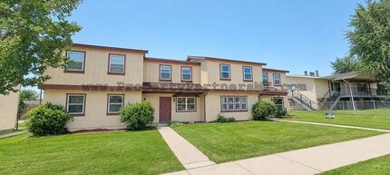Building Photo - 504 S 20th Ave