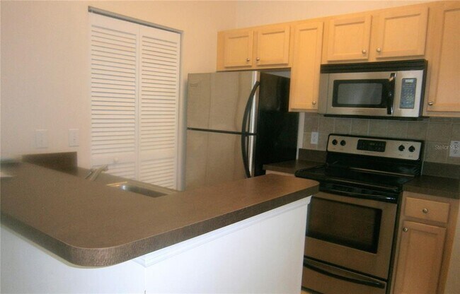 Foto del edificio - 12825 Madison Pointe Cir