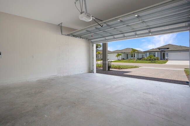Foto del edificio - 16845 Cayo Key Dr