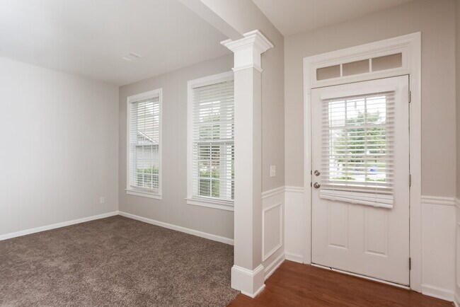 Foto del edificio - 2528 Mockingbird Ln