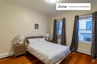 Building Photo - Private bedroom in 5 bed/2 bath Home