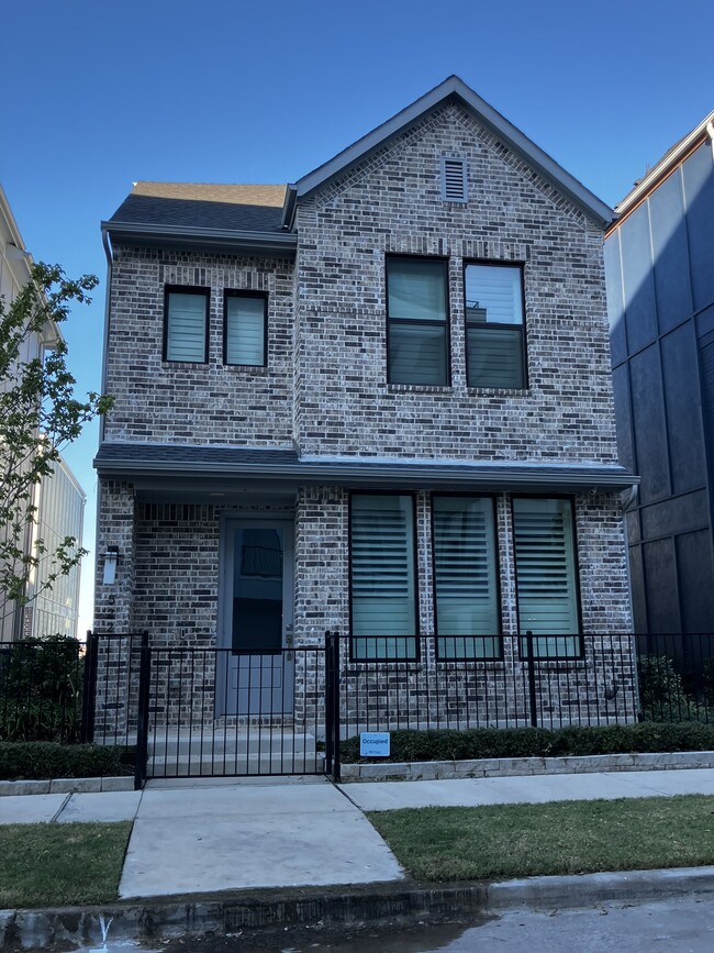 Photo - 522 Winners Cir House