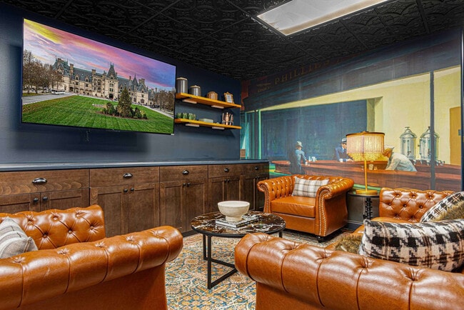 Building Photo - 33 Pinners Ln