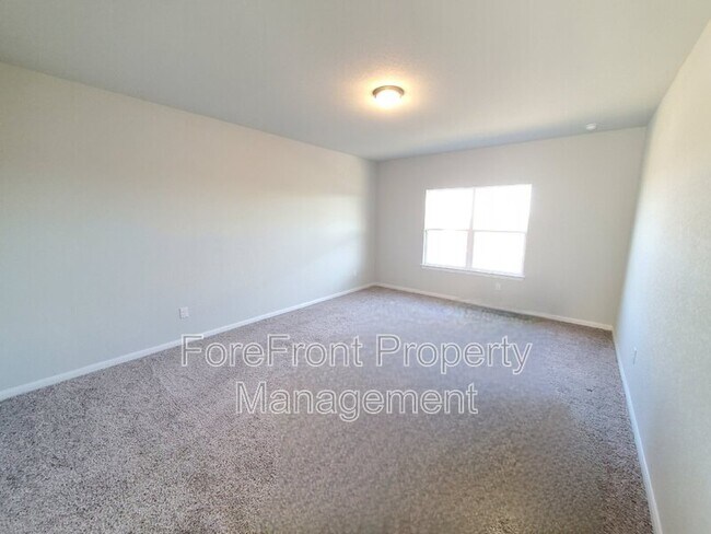 Foto del edificio - 11730 Classmore Gap