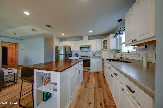 Foto del edificio - 1007 Cypress Ave