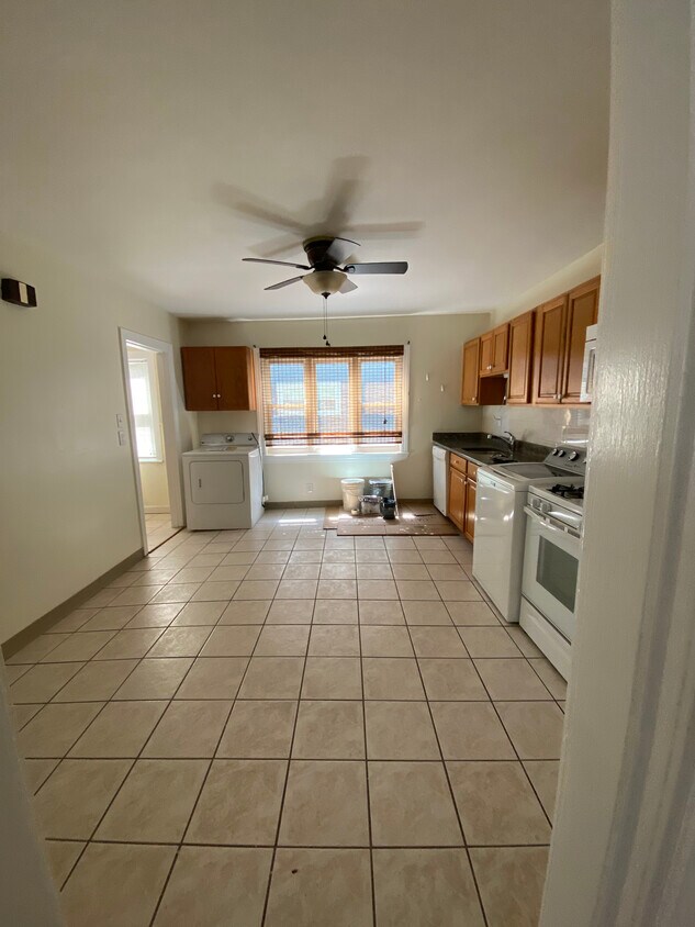 Foto principal - 590 Salem St