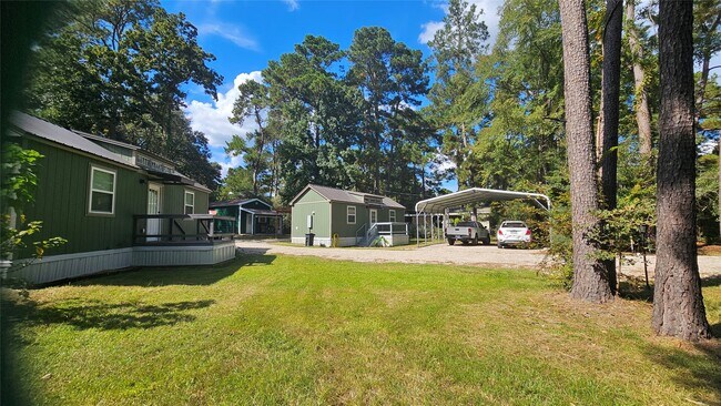 Foto del edificio - 23806 Brushy Woods St