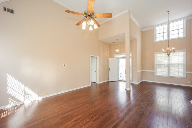 Foto del edificio - 84 Columns Way