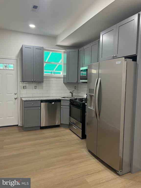 Foto del edificio - 2323 Guilford Ave