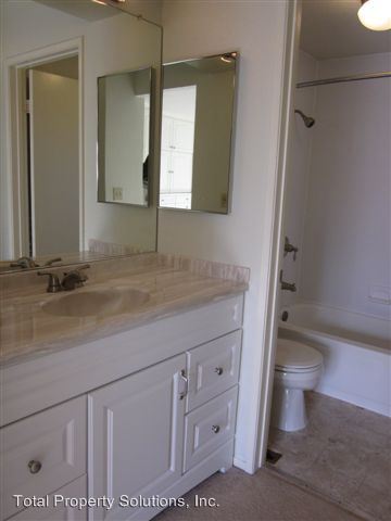 Foto del edificio - 3713 Clayton Rd