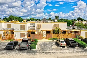 Building Photo - 13163 SW 11th Ln Cir