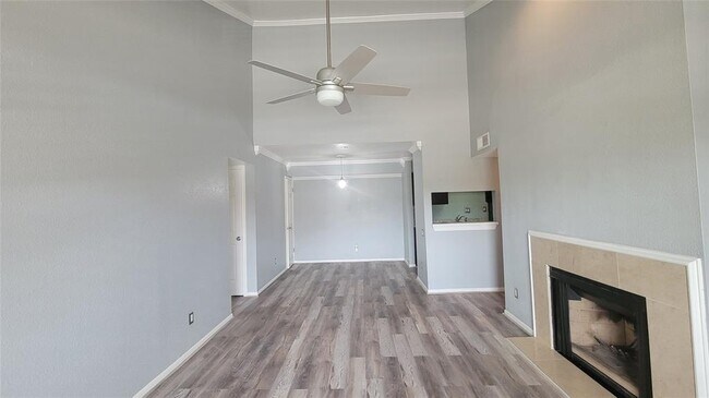 Foto del edificio - 1860 White Oak Dr