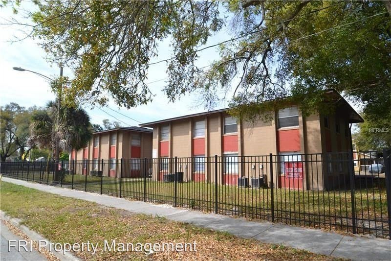 Primary Photo - 210 N Terry Ave
