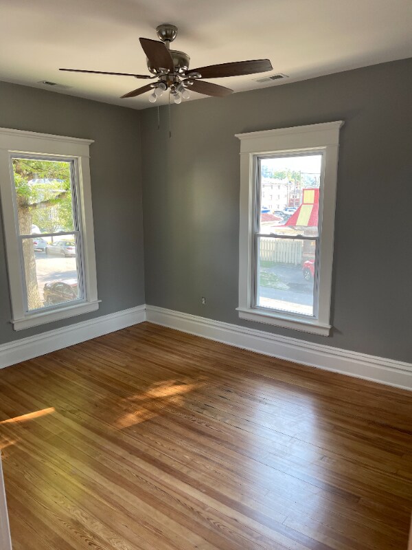 Foto del edificio - 1001 9th Ave