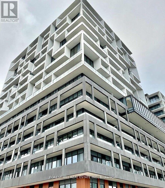 Building Photo - 9-429 Tecumseth St.