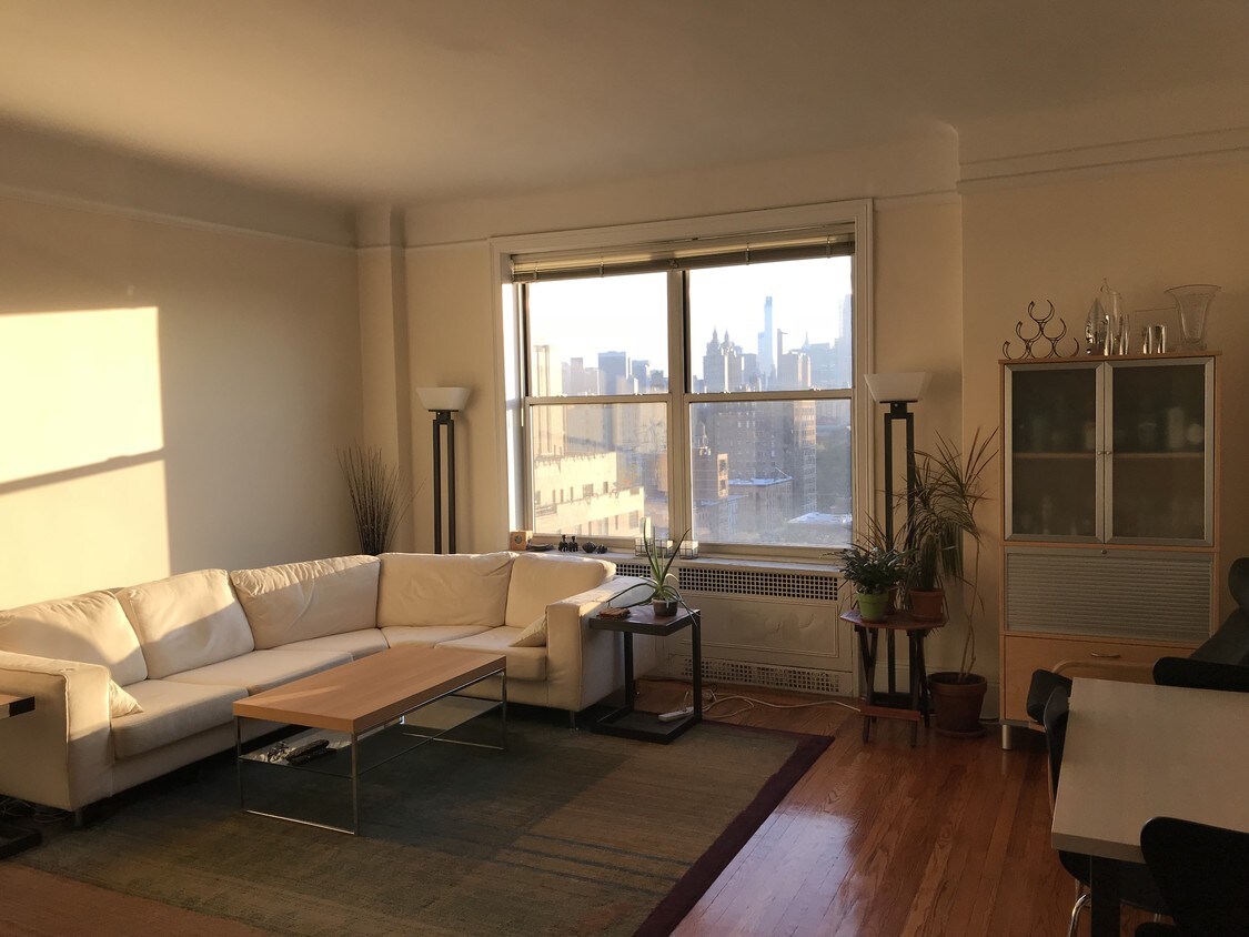 Primary Photo - 120 W 86th St