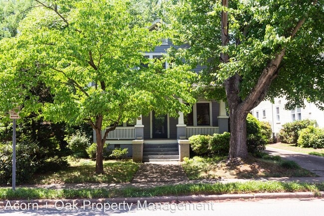Building Photo - 3 br, 1.5 bath House - 1809 Bickett Blvd