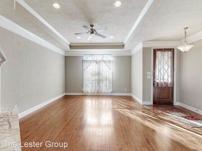 Foto del edificio - 3 br, 2.5 bath House - 2707 Hickory Ct