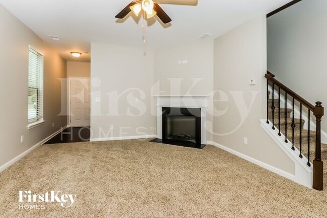 Building Photo - 284 Lossie Ln
