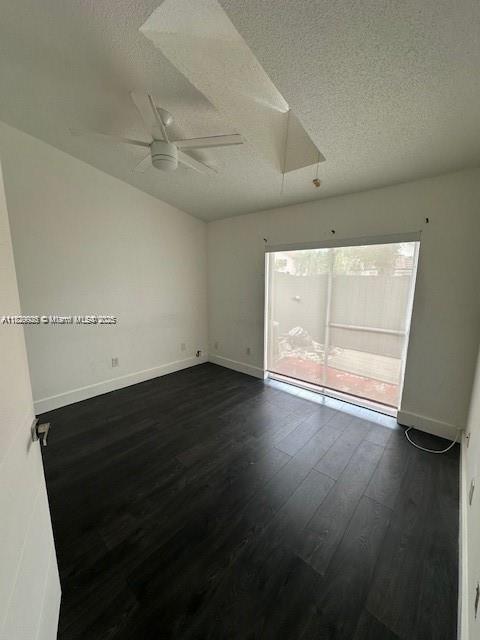 Building Photo - 11027 SW 152nd Ct