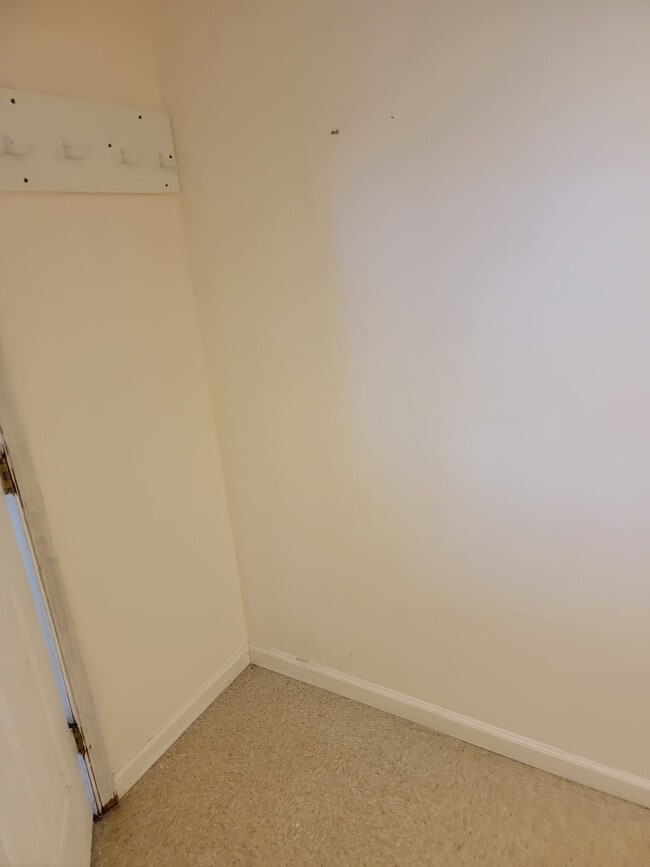 Foto del edificio - 11708 Locust Dale Ct