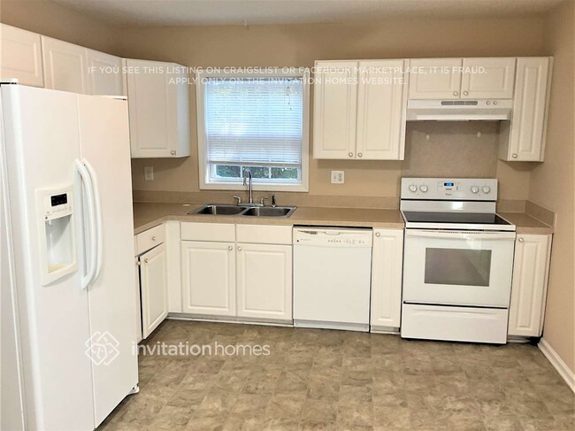 Building Photo - 7291 Executive Cir