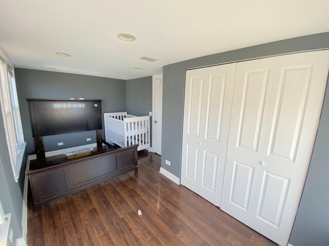 Foto del edificio - 4610 N Harding Ave