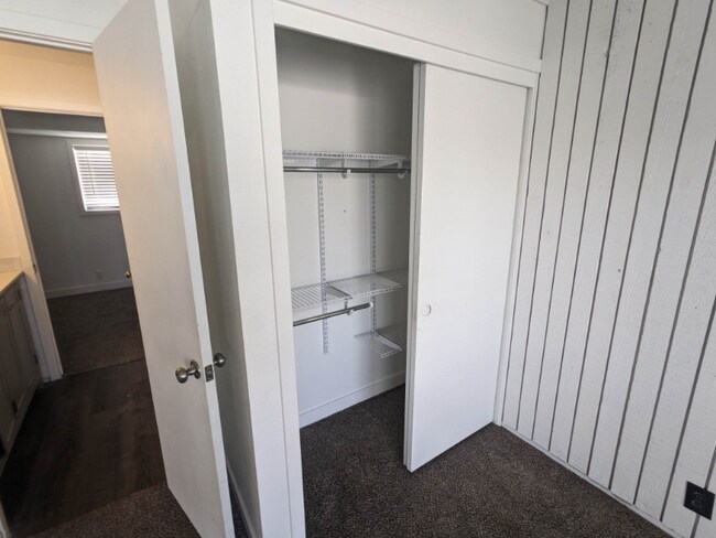 Foto del edificio - 4077 Dublin Cir