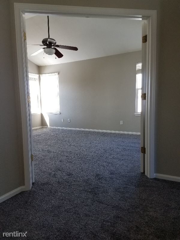 Building Photo - 4023 Stampede Dr