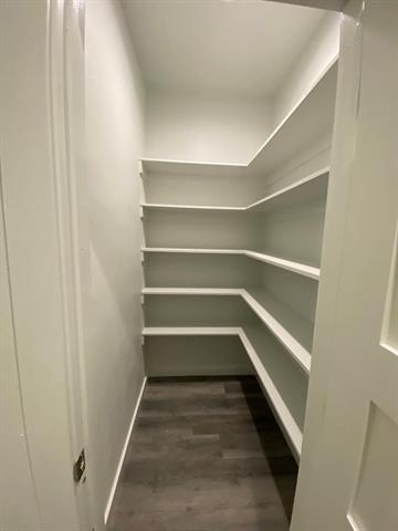 Foto del edificio - 513 E Heron St